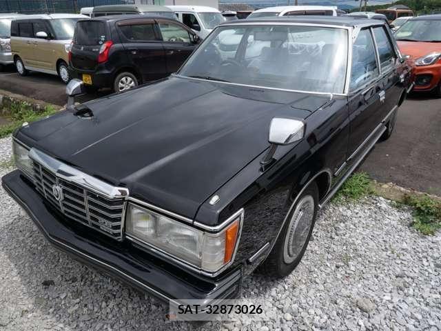 Toyota CROWN 1983-01 8207001-2