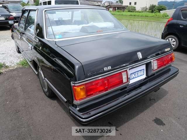 Toyota CROWN 1983-01 8207001-5