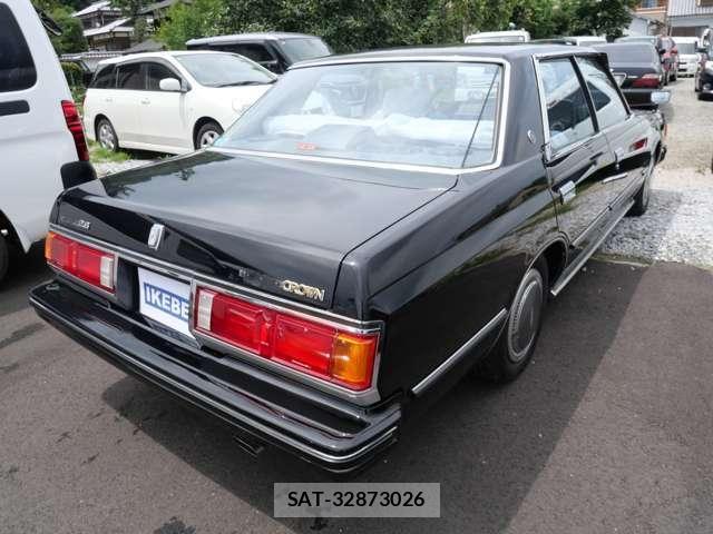 Toyota CROWN 1983-01 8207001-7