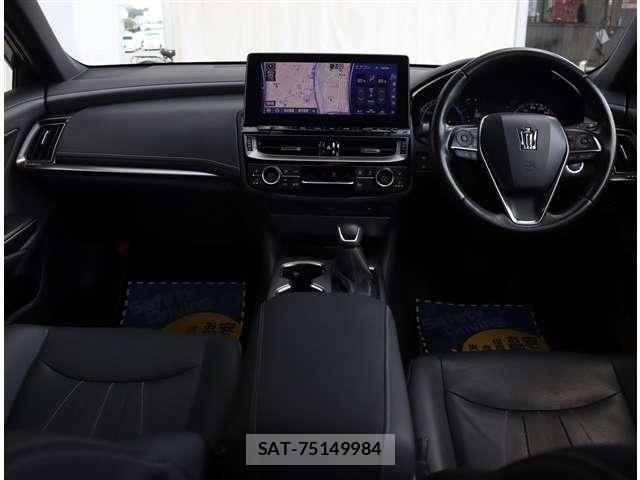 Toyota CROWN 2022-02 8313857-1