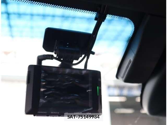 Toyota CROWN 2022-02 8313857-5