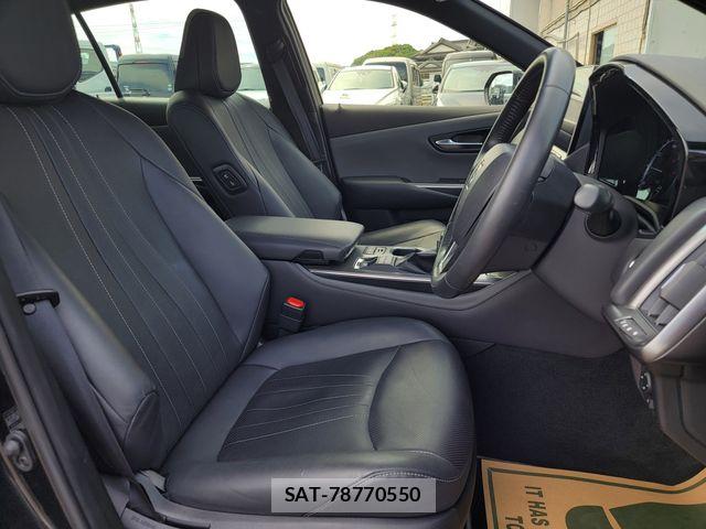 Toyota CROWN 2022-05 8335327-10