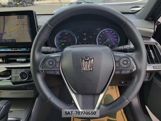 Toyota CROWN 2022-05 8335327-11