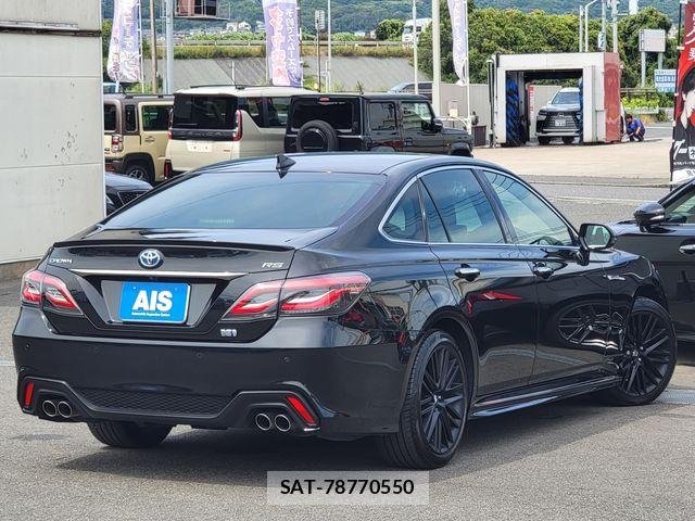 Toyota CROWN 2022-05 8335327-8