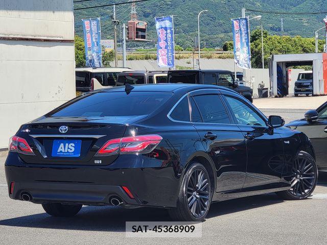 Toyota CROWN 2020-02 8365260-9