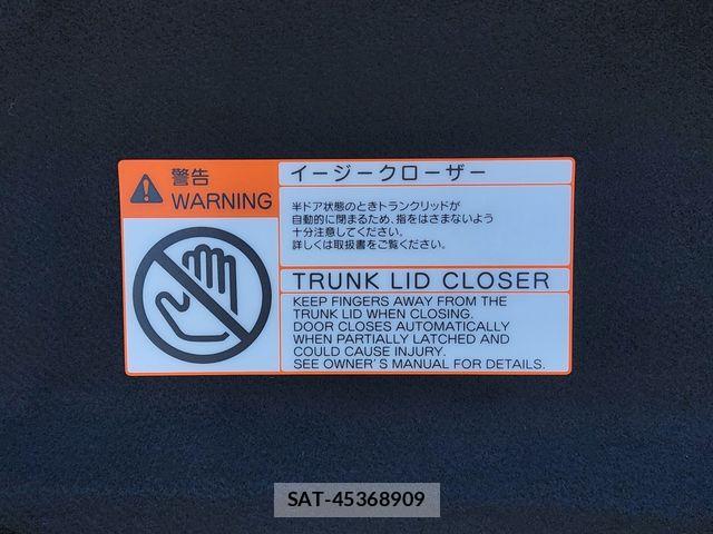Toyota CROWN 2020-02 8365260-24