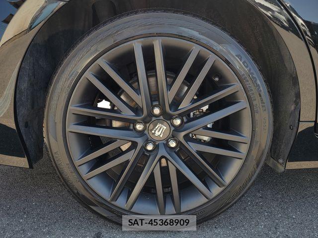 Toyota CROWN 2020-02 8365260-5
