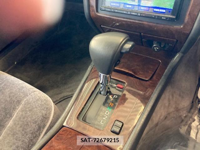 Toyota CROWN 1997-11 8365261-19