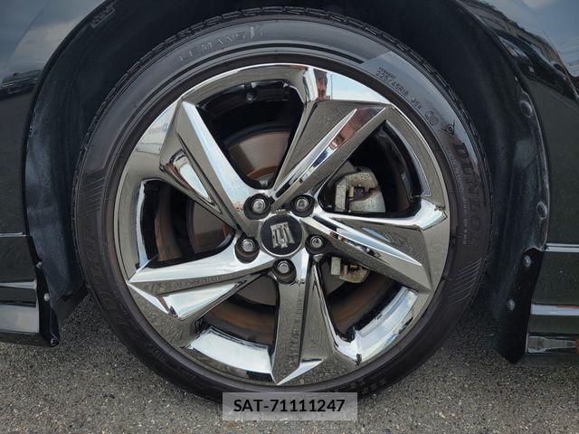 Toyota CROWN 2018-08 8658536-9