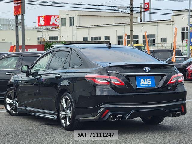 Toyota CROWN 2018-08 8658536-12