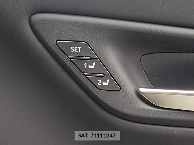 Toyota CROWN 2018-08 8658536-14