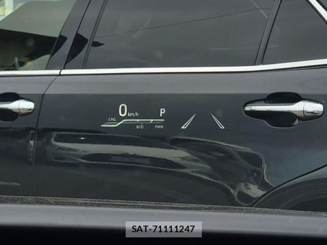 Toyota CROWN 2018-08 8658536-20