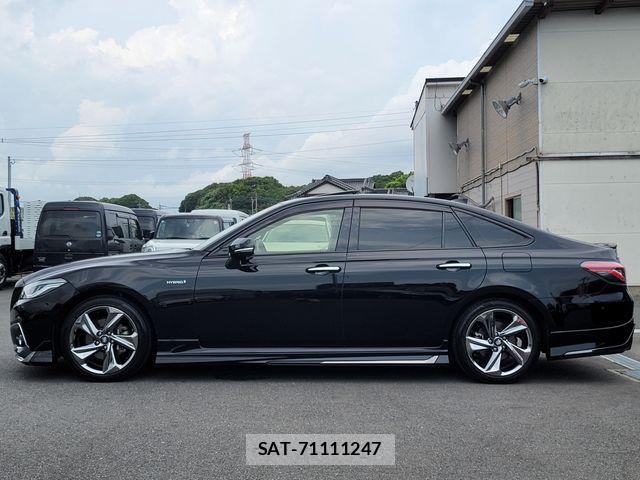 Toyota CROWN 2018-08 8658536-8