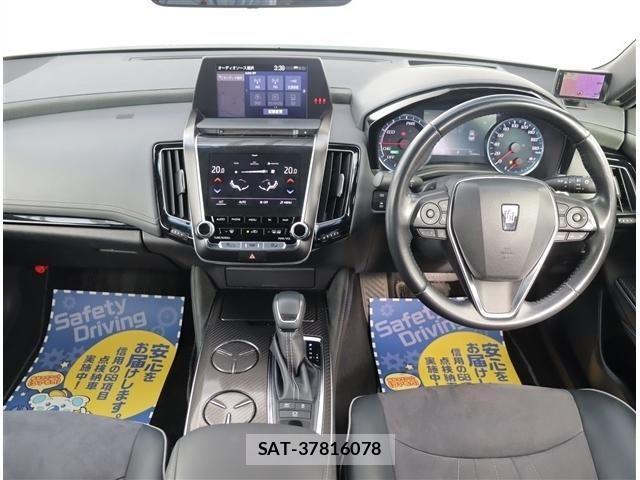 Toyota CROWN 2019-09 8879216-1