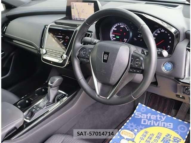 Toyota CROWN 2019-11 8879217-20