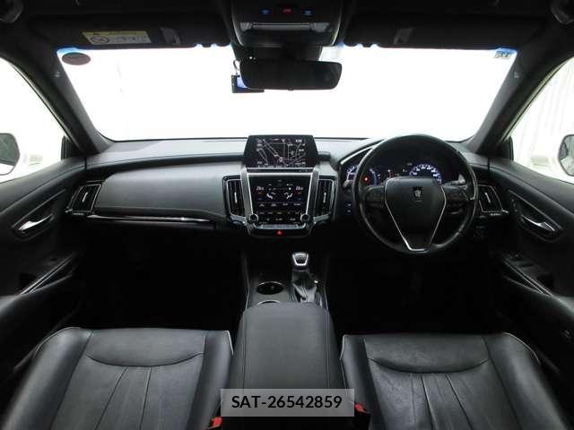 Toyota CROWN 2018-11 8883455-11