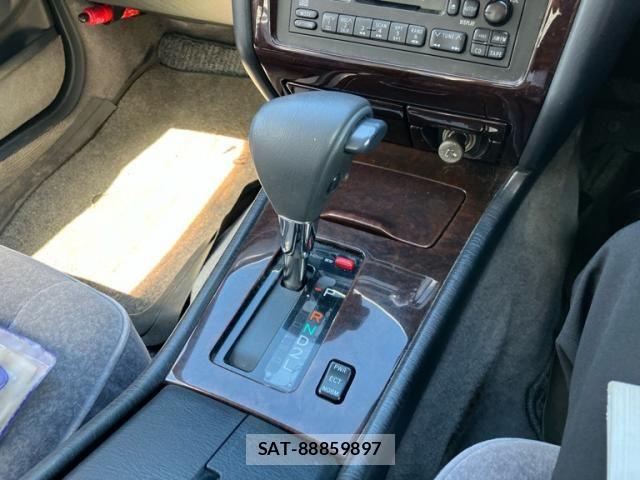 Toyota CROWN 1997-06 8411774-23