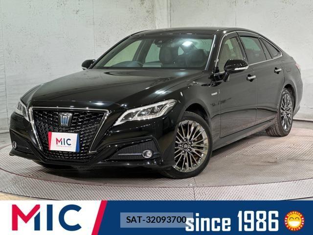 Toyota CROWN 2019-05 8795587-0