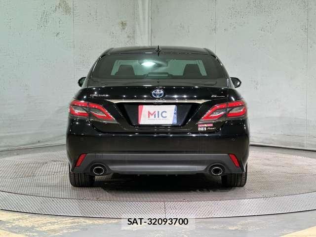 Toyota CROWN 2019-05 8795587-5