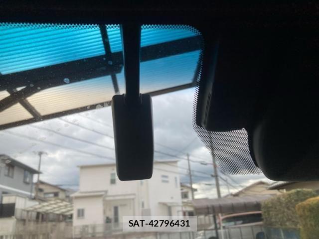 Toyota CROWN HYBRID 2018-11 3013860-20