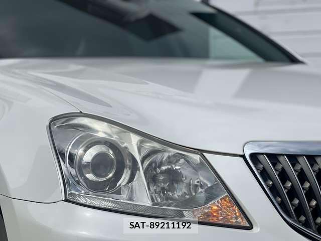 Toyota CROWN MAJESTA 2009-12 3356341-14