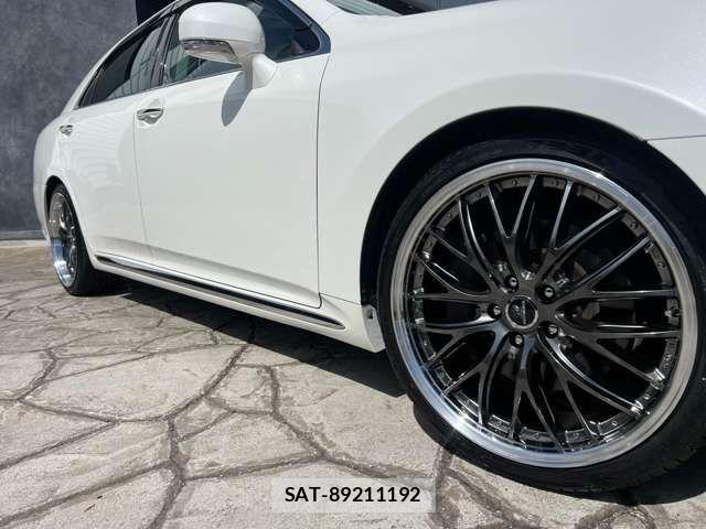 Toyota CROWN MAJESTA 2009-12 3356341-16