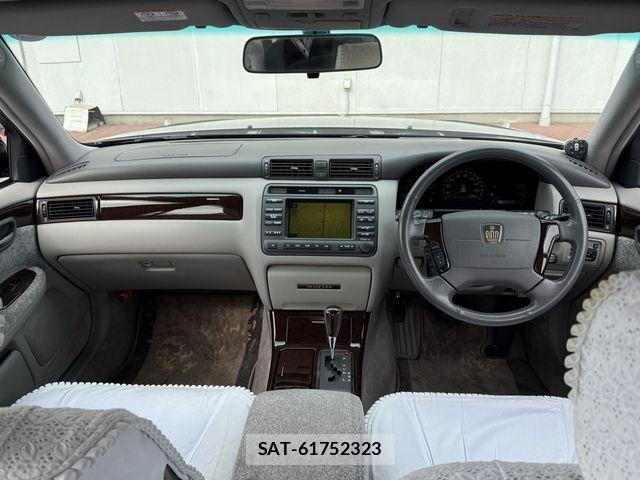 Toyota CROWN MAJESTA 2003-03 4108846-9