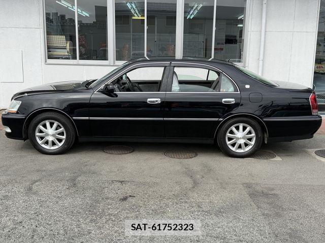 Toyota CROWN MAJESTA 2003-03 4108846-7