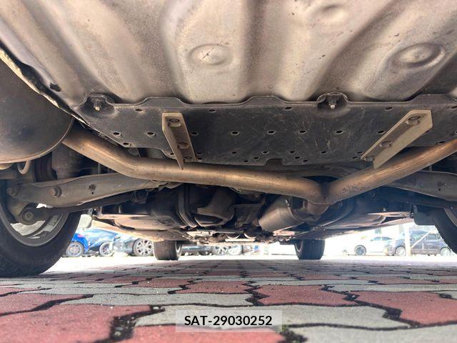 Toyota CROWN MAJESTA 2011-03 4935716-18