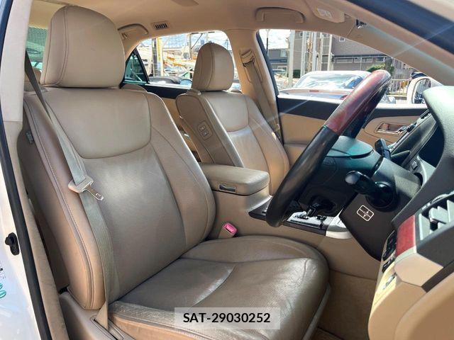 Toyota CROWN MAJESTA 2011-03 4935716-7