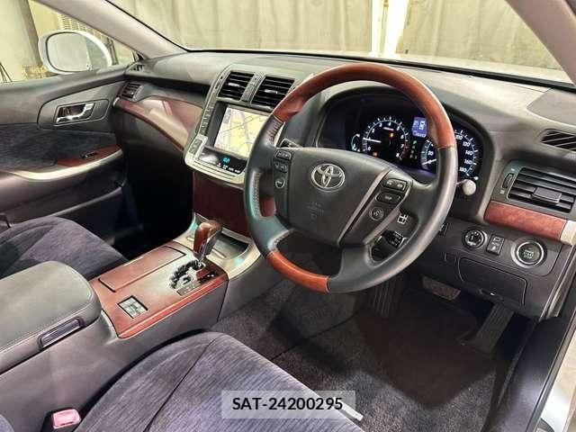 Toyota CROWN MAJESTA 2011-07 6010624-9