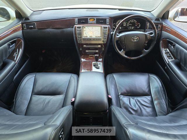 Toyota CROWN MAJESTA 2007-07 6690960-19
