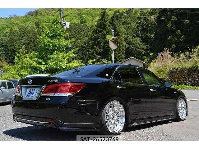 Toyota CROWN MAJESTA 2013-12 6903612-10