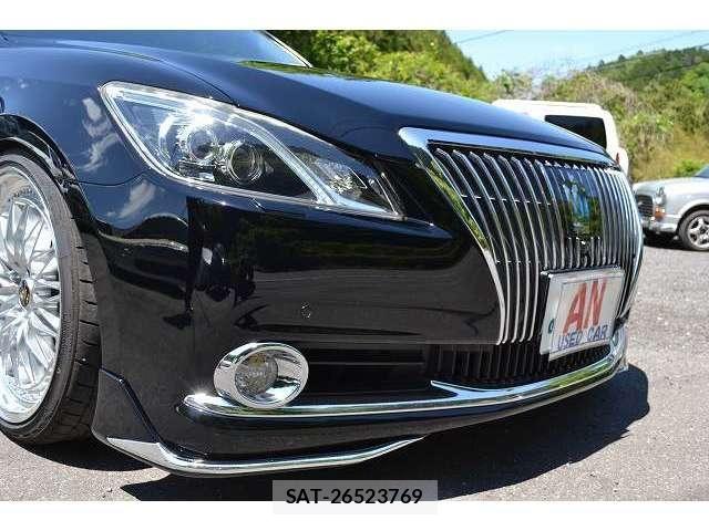 Toyota CROWN MAJESTA 2013-12 6903612-14
