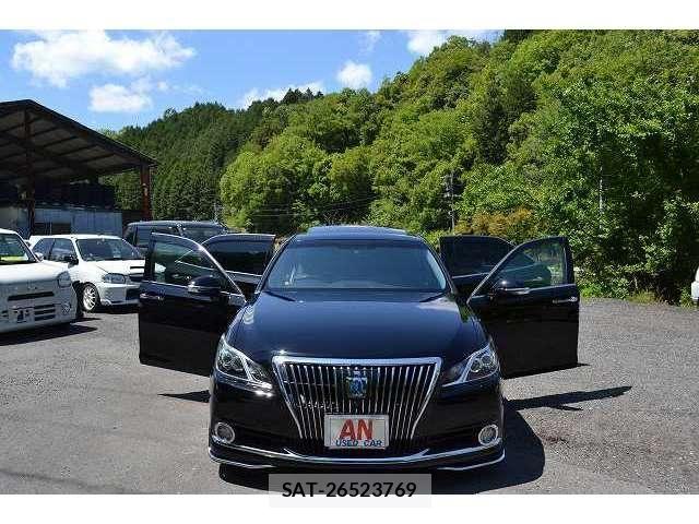 Toyota CROWN MAJESTA 2013-12 6903612-22