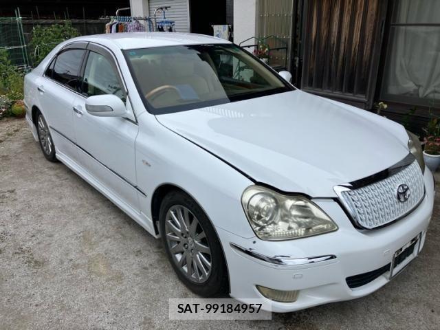 Toyota CROWN MAJESTA 2006-07 7058039-0