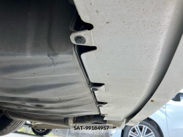 Toyota CROWN MAJESTA 2006-07 7058039-27