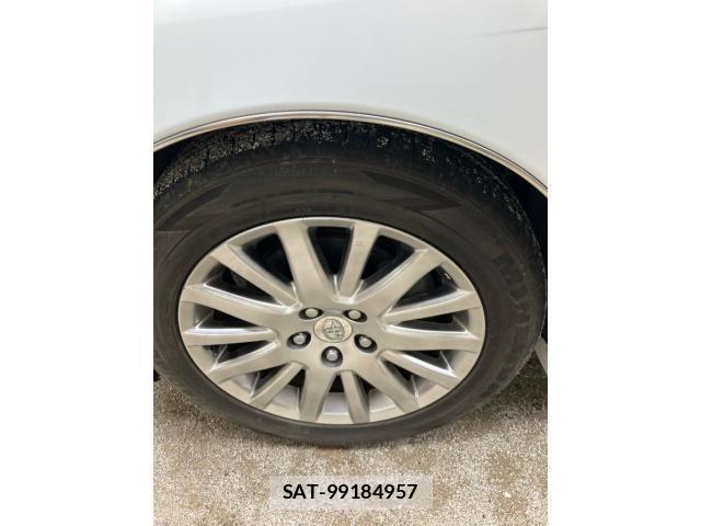 Toyota CROWN MAJESTA 2006-07 7058039-7