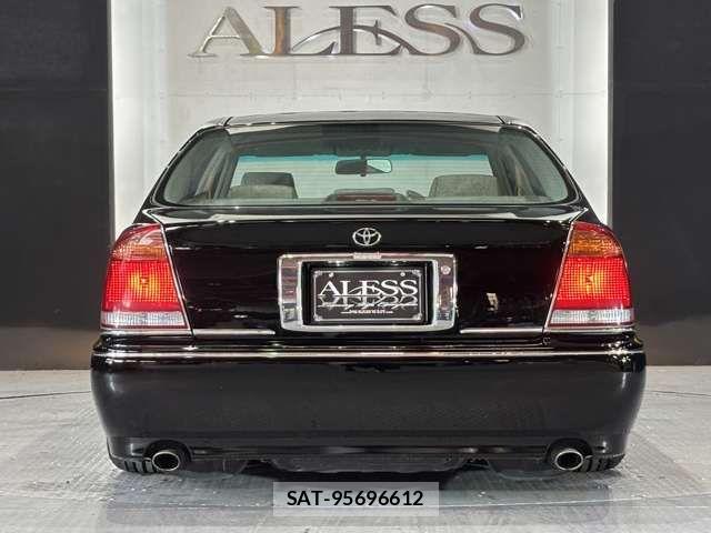 Toyota CROWN MAJESTA 2000-06 7216537-13