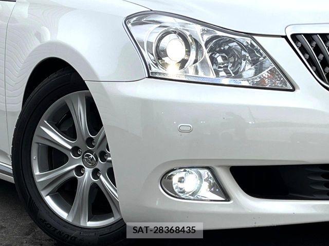 Toyota CROWN MAJESTA 2010-09 7216538-11