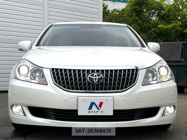Toyota CROWN MAJESTA 2010-09 7216538-13