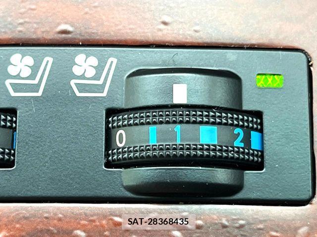 Toyota CROWN MAJESTA 2010-09 7216538-6