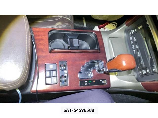 Toyota CROWN MAJESTA 2010-03 7271736-21