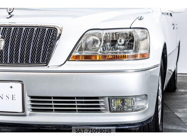 Toyota CROWN MAJESTA 2000-09 7326357-10