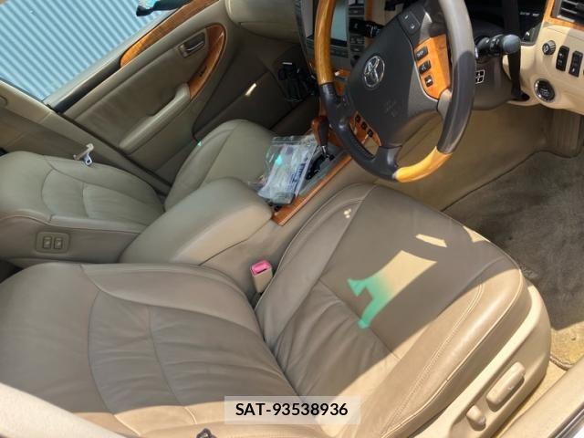 Toyota CROWN MAJESTA 2008-04 7391697-9