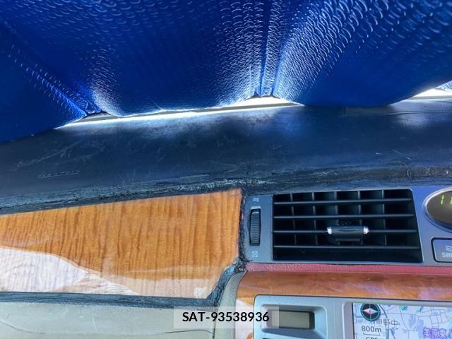 Toyota CROWN MAJESTA 2008-04 7391697-12
