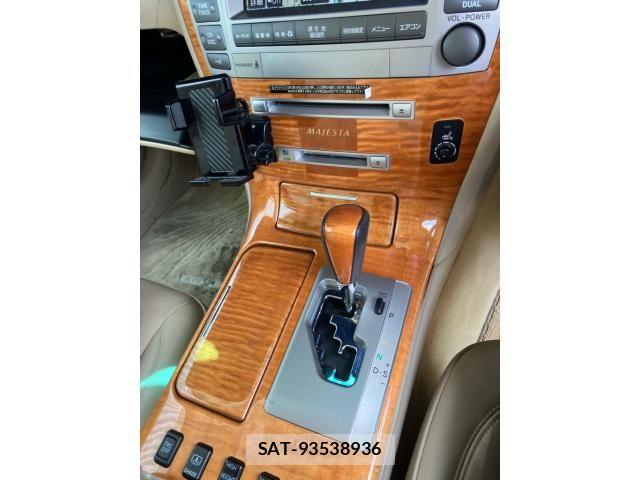 Toyota CROWN MAJESTA 2008-04 7391697-14