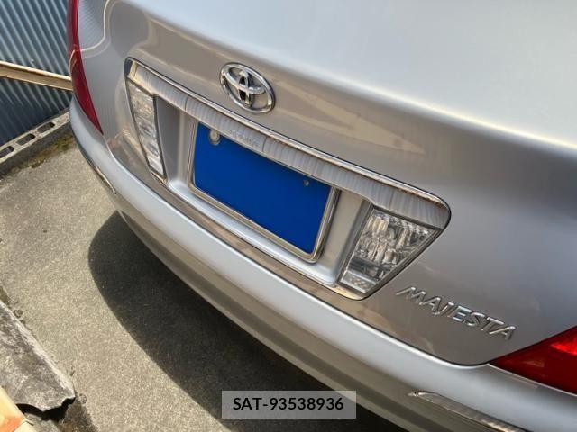 Toyota CROWN MAJESTA 2008-04 7391697-2