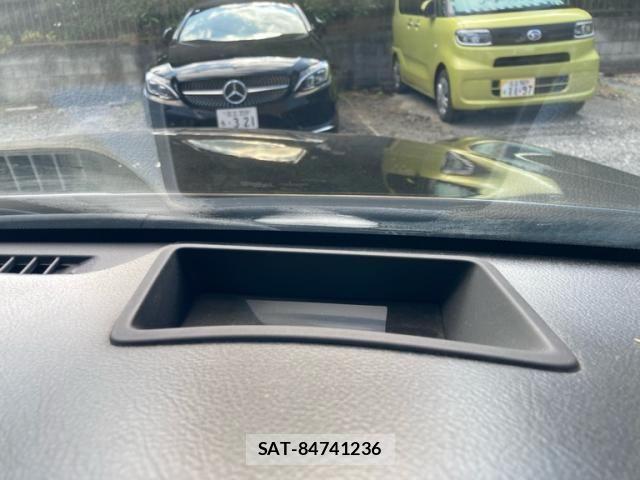 Toyota CROWN MAJESTA 2004-10 7453646-26