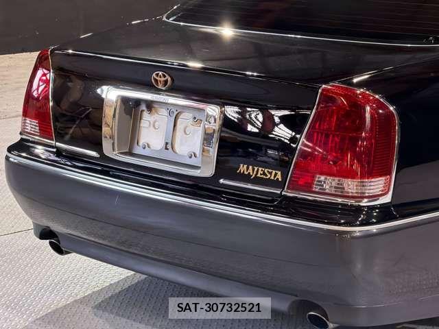 Toyota CROWN MAJESTA 2003-03 7500036-6